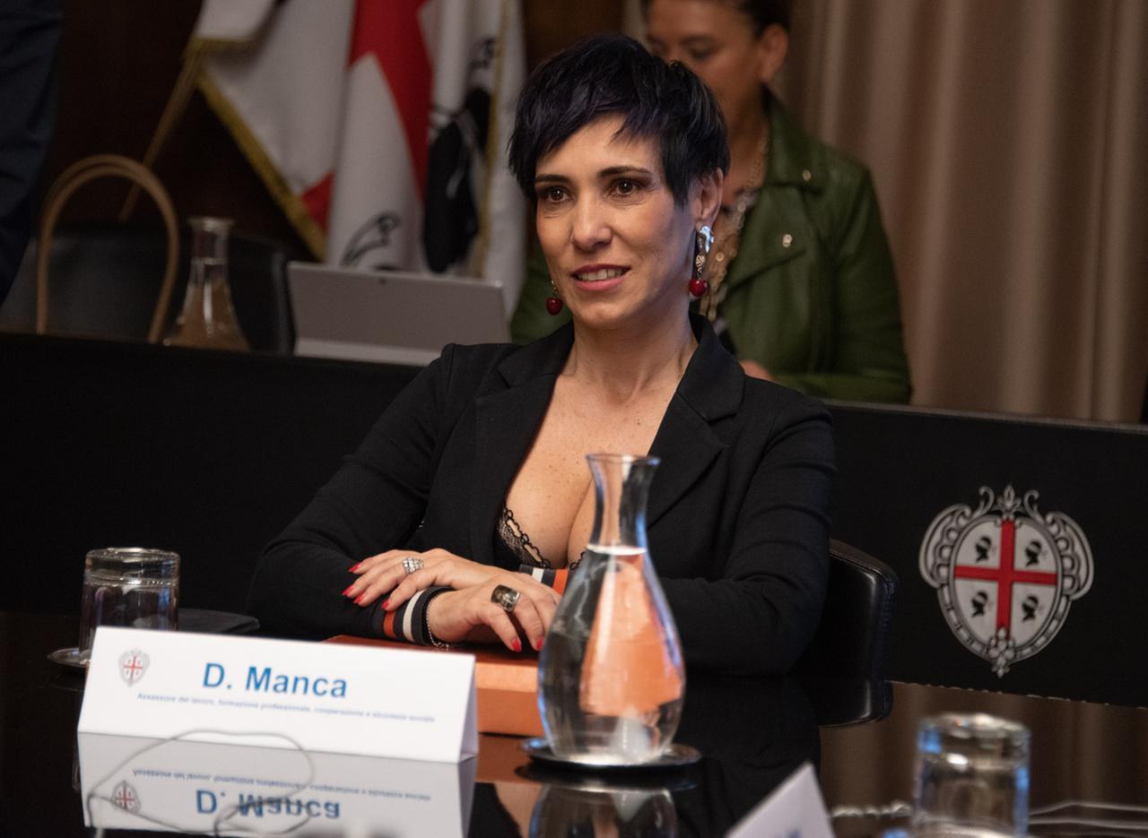 
	Desir&egrave; Manca, assessora regionale al Lavoro

