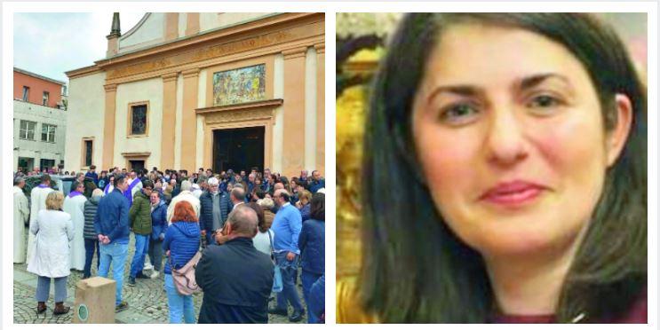 Una grande folla per l’addio a Klara «Si donava con rara generosità»