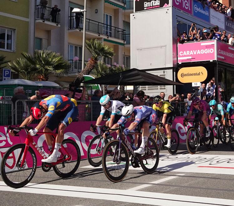 Giro d’Italia in Valdera tra strade chiuse e lezioni a scuola sospese: il percorso e gli orari