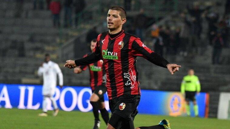 La Lucchese pensa al mercato: occhi aperti sui playoff di serie C