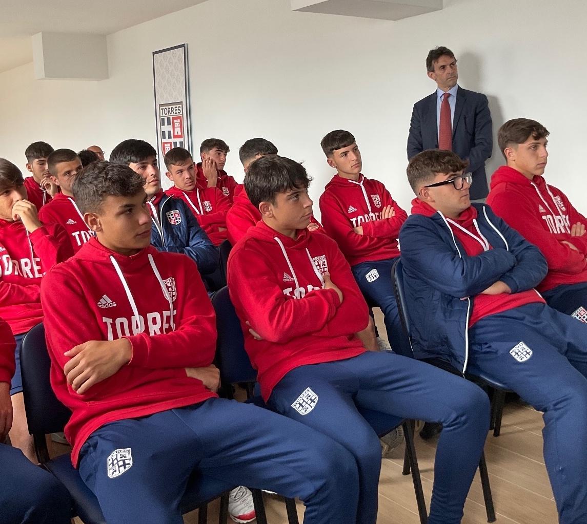 Rapporto arbitri calciatori: ecco come approcciarsi