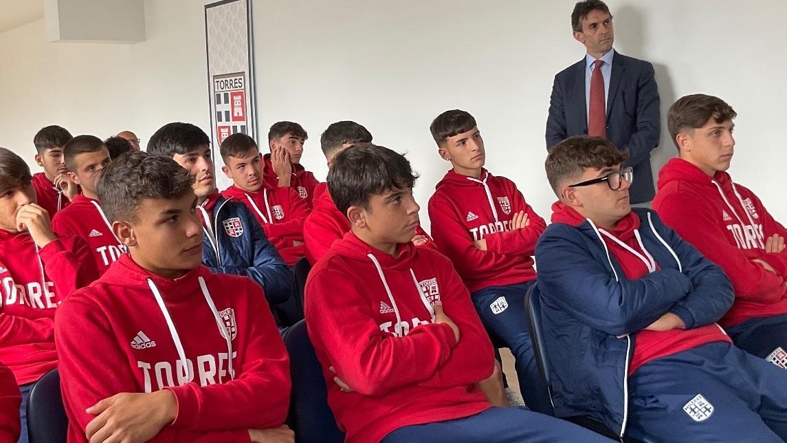 Rapporto arbitri calciatori: ecco come approcciarsi