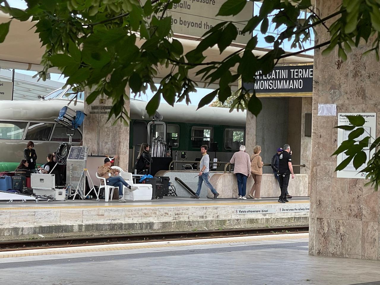
	Il set alla stazione (foto Nucci/Innocenti)

