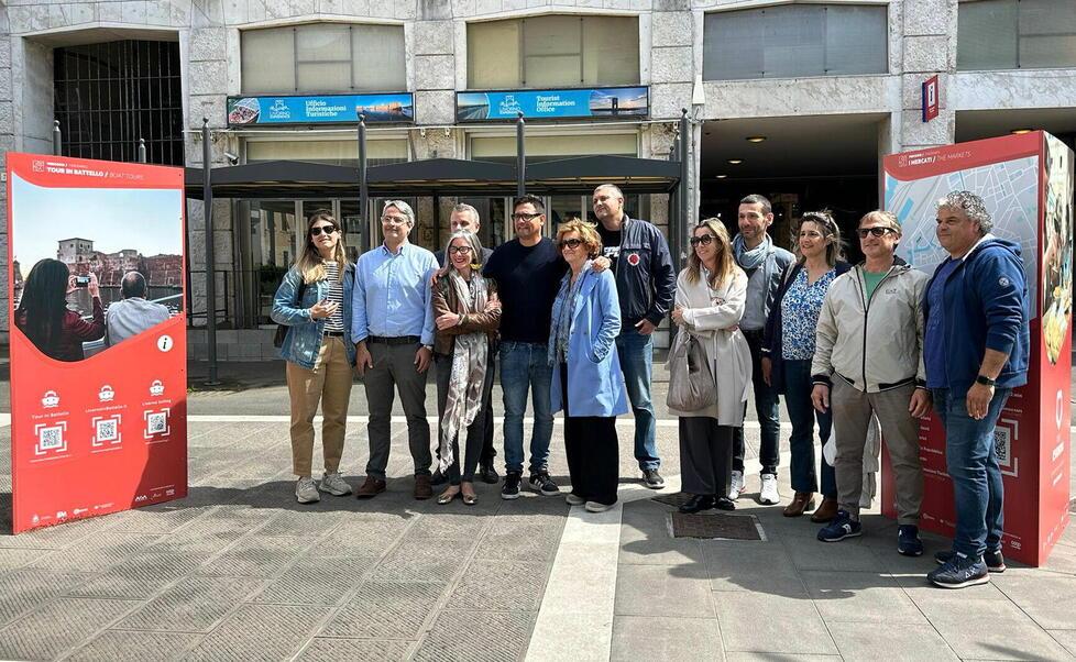 Piazza del Municipio, le Fortezze, i giri in battello: a Livorno arrivano i totem turistici per scoprire la città e le sue bellezze<br>
