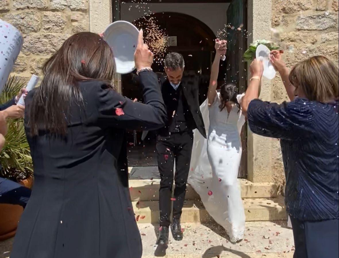 Olbia, l’ordinanza contro i piatti rotti è un caso. Appelli al sindaco: «Salvi la tradizione»