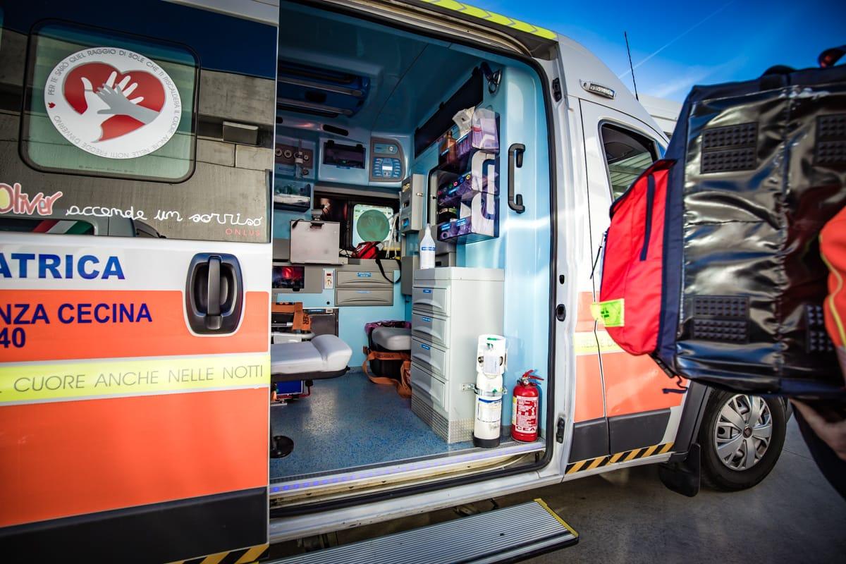 
	Un'ambulanza impegnata durante un servizio di soccorso (foto d'archivio)

