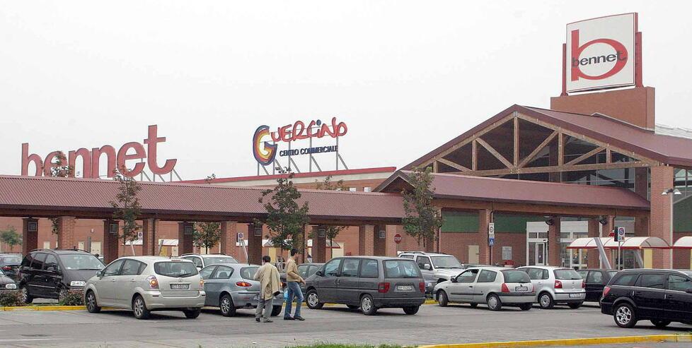 Cento, ultimi giorni per il Bennet. Vicino il passaggio in Conad