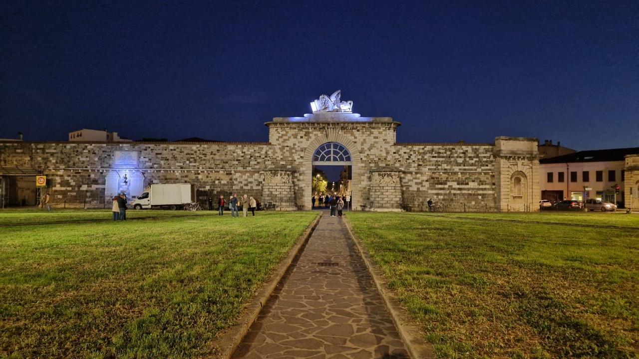 Livorno, tra storia e valori risorgimentali rivive la monumentale Porta San Marco