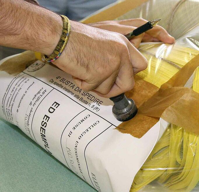 San Prospero, elezioni a rischio per un timbro: il Comune può essere commissariato