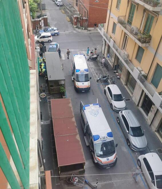 Pisa, picchiato per la strada: tensione in zona stazione