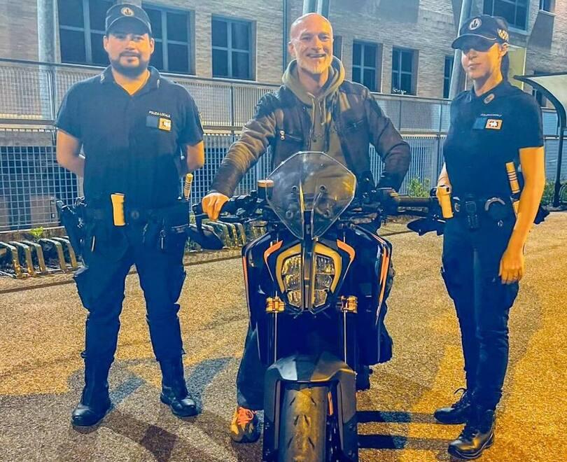 Modena, gli rubano la moto in Sant’Agostino: la polizia locale la ritrova al Lambda<br type="_moz" />
