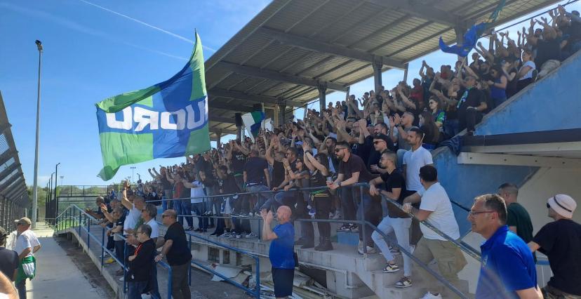 
	I tifosi della Nuorese in massa all'ultima trasferta

