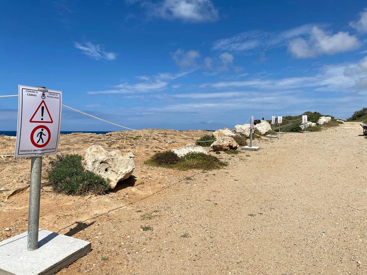 
	L'area di San Giovanni a rischio cedimenti gi&agrave; isolata dal Comune. Adesso dopo l'invito del Prefetto, nuove limitazioni

