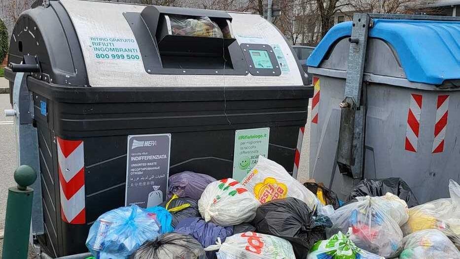 Sassuolo e distretto ceramico, il centrodestra stoppa il Porta a porta: «Tornino i cassonetti in strada»