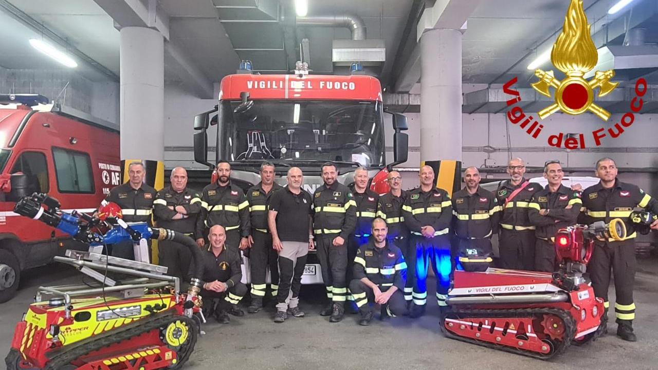 Sassari, un nuovo sistema robotizzato per i vigili del fuoco: spegne gli incendi e raggiunge luoghi impervi