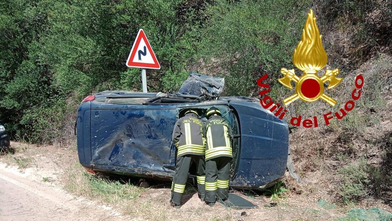 Incidente stradale tra Padru e Alà dei Sardi: tre persone in ospedale