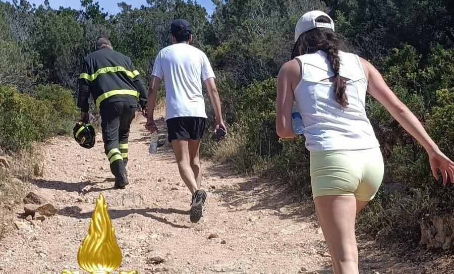 Arzachena, si perdono nei sentieri di Romazzino: ritrovati dai vigili del fuoco