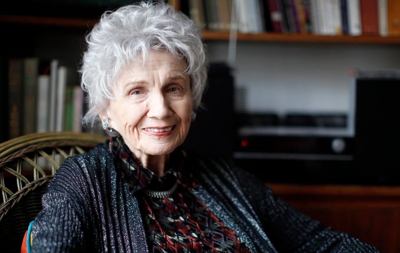 E’ morta Alice Munro scrittrice premio Nobel nel 2013: era la maestra riconosciuta del racconto