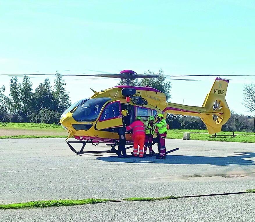 Incidente d’auto sulla strada statale 125 verso Barisardo. Donna in gravi condizioni all’ospedale di Sassari