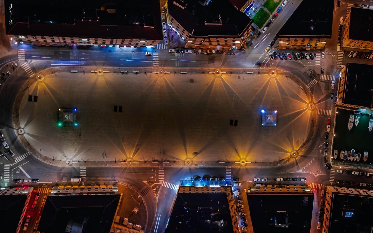 Livorno, vista spettacolare su piazza della Repubblica. Grazie Marc Saylon