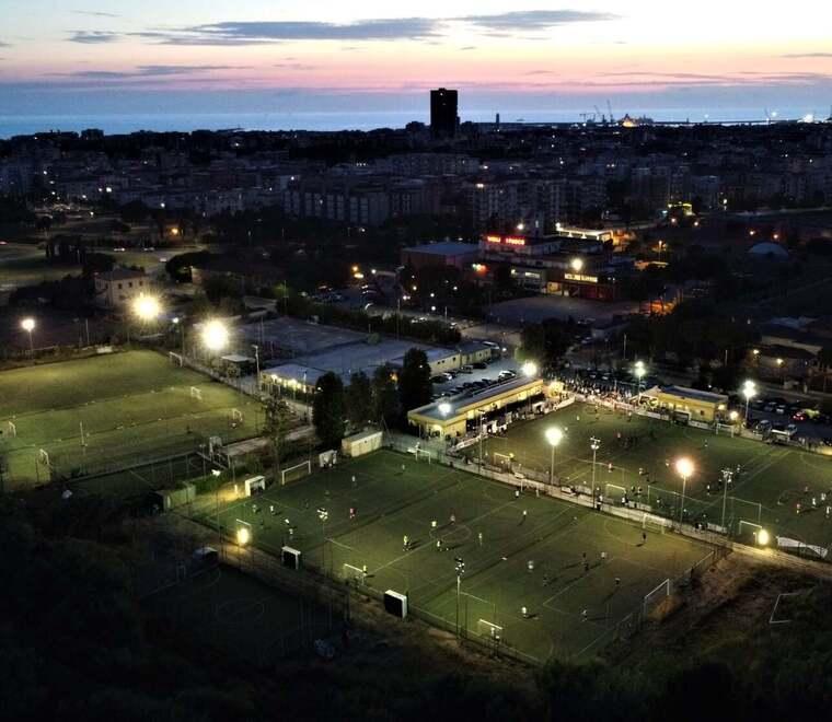 Livorno, maxi rissa alla partita di calcetto: «Il campo trasformato in un ring»