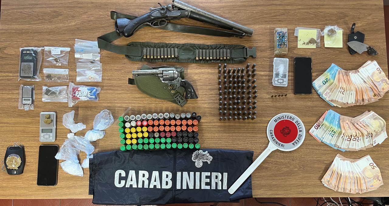 Droga, armi, soldi e intimidazioni: la piccola Suburra di Ferrara