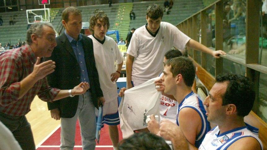 Il mondo del basket piange Manrico Vaiani: «Sei stato un maestro sul campo e nella vita» 