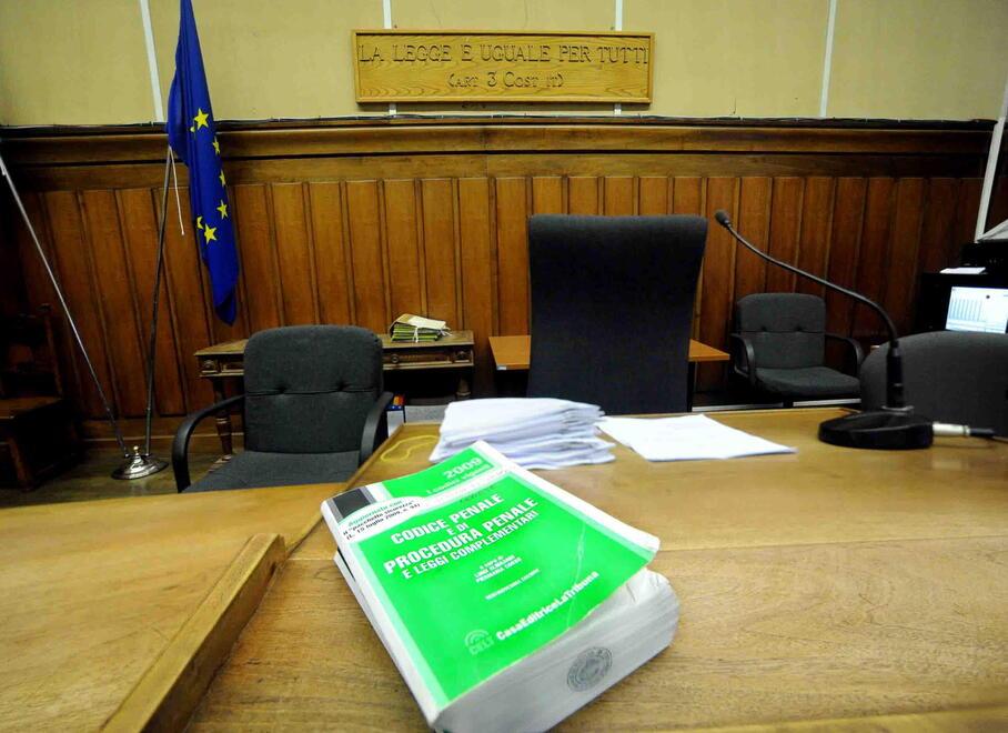 Aula di tribunale (foto d'archivio)