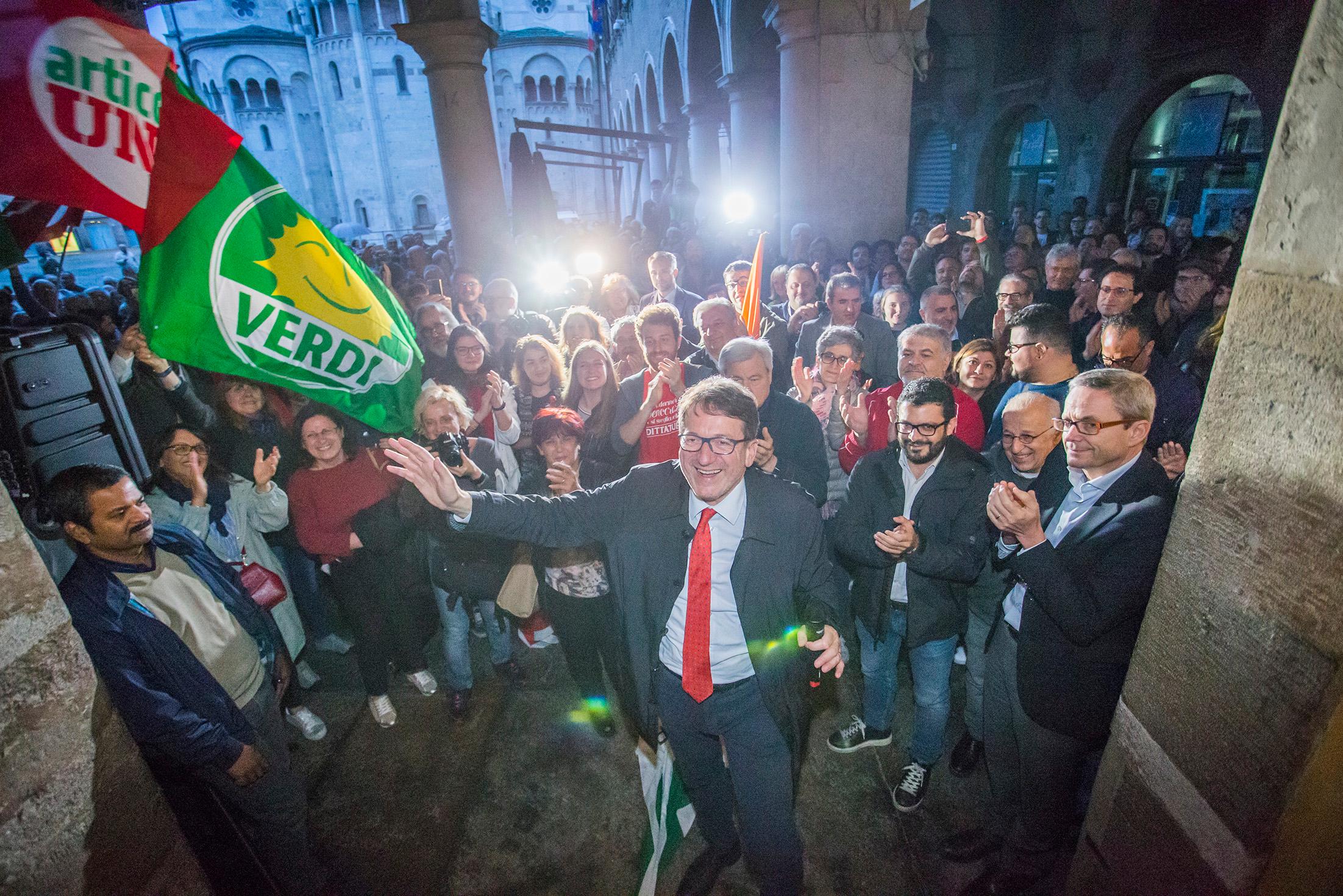 Muzzarelli: «Una città rigenerata, io resto in campo per aiutare Modena»<br type="_moz" />
