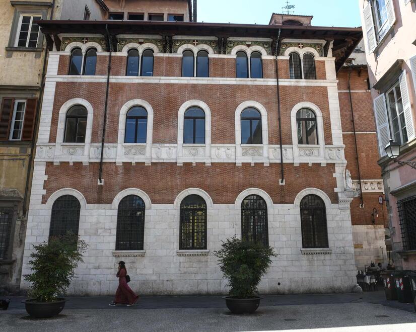 Lucca, in vendita la Loggia dei Mercanti: il prezzo