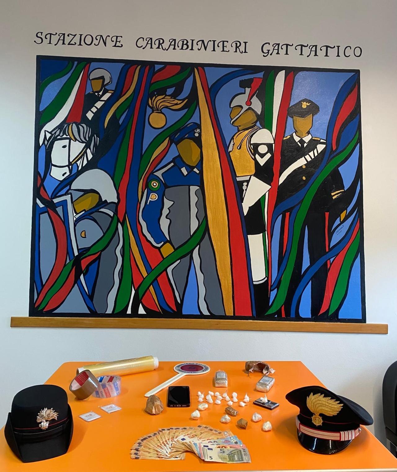 Trovato con la droga in casa a Castelnovo Sotto, arrestato un 41enne