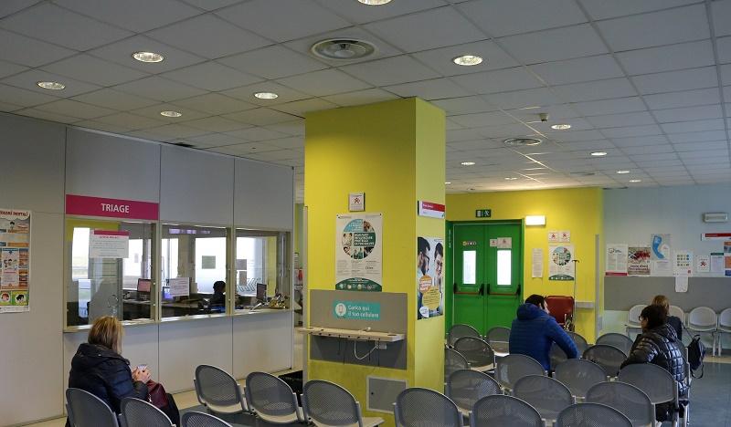 Faida tra famiglie nomadi, rissa anche in ospedale a Baggiovara nella notte