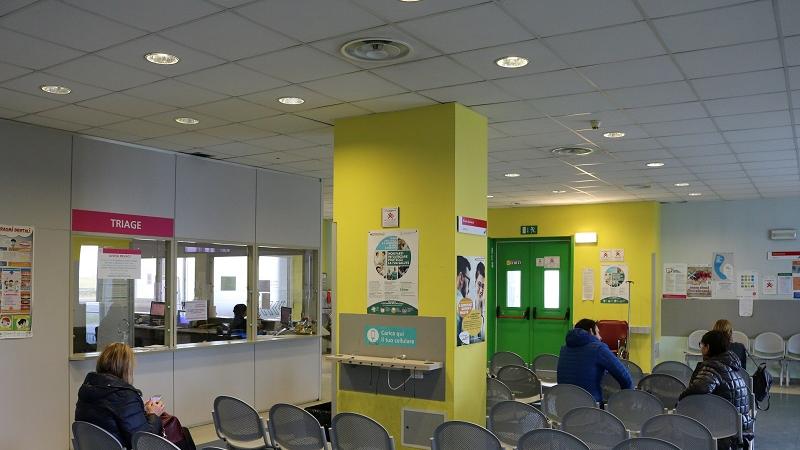 Faida tra famiglie nomadi, rissa anche in ospedale a Baggiovara nella notte