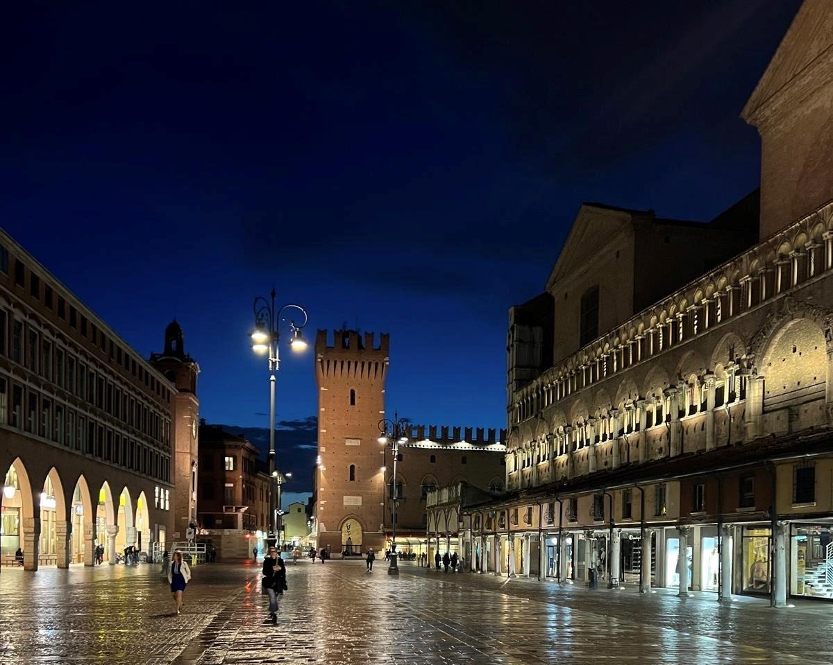 Ferrara, l’illuminazione del patrimonio storico fa scuola