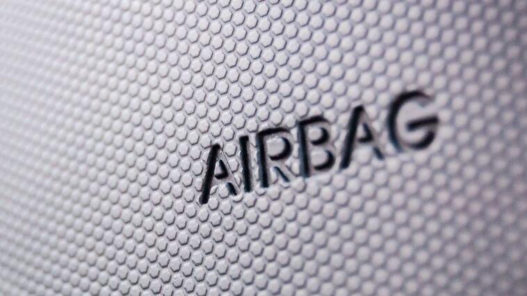 Airbag difettosi, Citroen e DS Automobiles richiama alcune auto: «Ma per il pezzo serve un anno»<br type="_moz" />