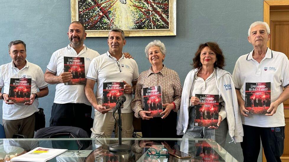 Gozzi in acqua, a Livorno torna il Palio di Santa Giulia: ecco partecipanti, regole e orario <br>