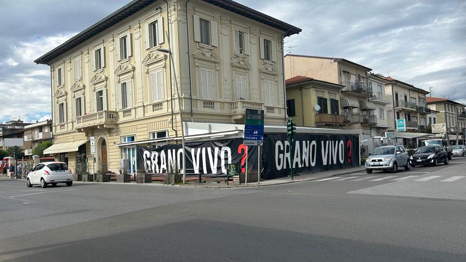 
	Il punto dove presto aprir&agrave; la pizzeria Grano Vivo (foto Roberto Paglianti)

