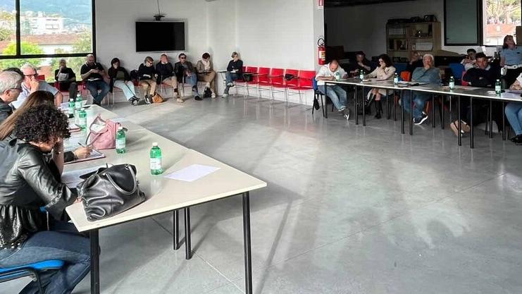 Montignoso sfratta la discarica: «Ora chiudete Cava Fornace»