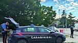Migliarino, si ubriaca al bar, diventa molesto e aggredisce i carabinieri