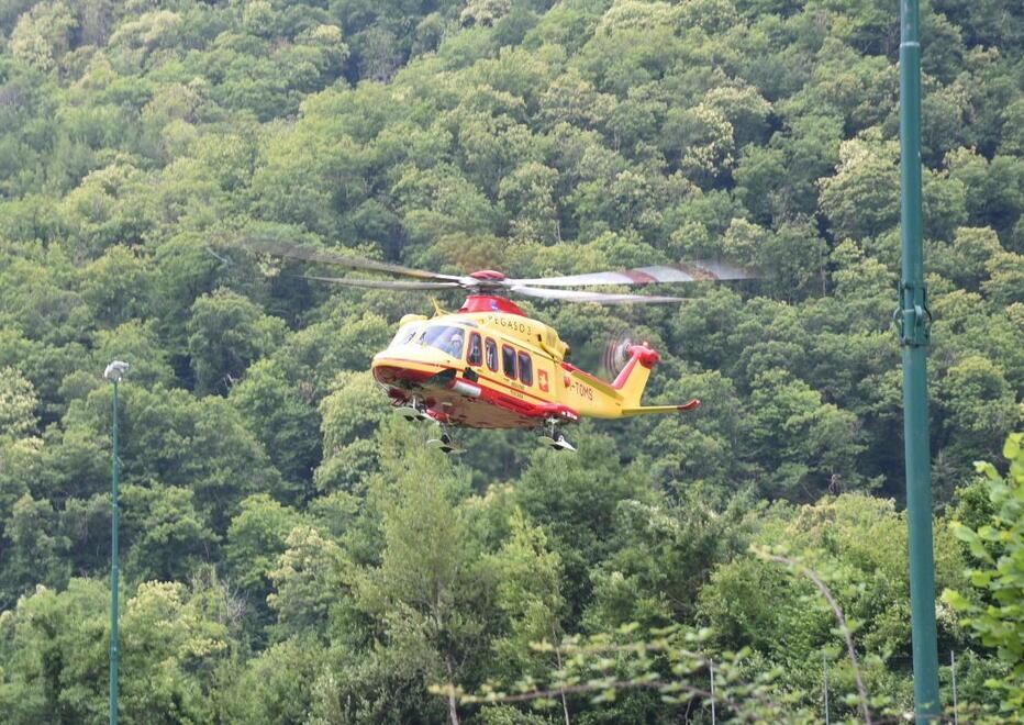 In moto contro il muro: grave un 33enne di Quarrata