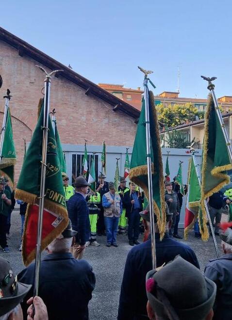 «Gli Alpini rimarranno a Reggio Emilia, al lavoro per trovare la soluzione»