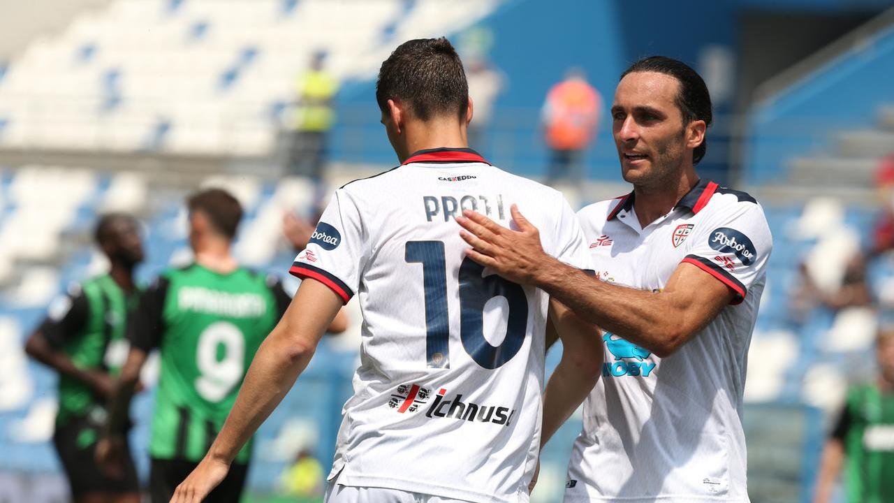 Vittoria e salvezza: il Cagliari batte 2-0 il Sassuolo