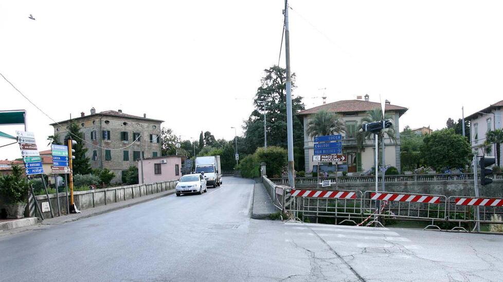 Pescia, è stata rinviata al 10 giugno la chiusura di Ponte all’Abate