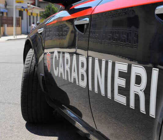 Pavullo, tolti tesserino e pistola al carabiniere che ha scritto sul viso della collega<br type="_moz" />
