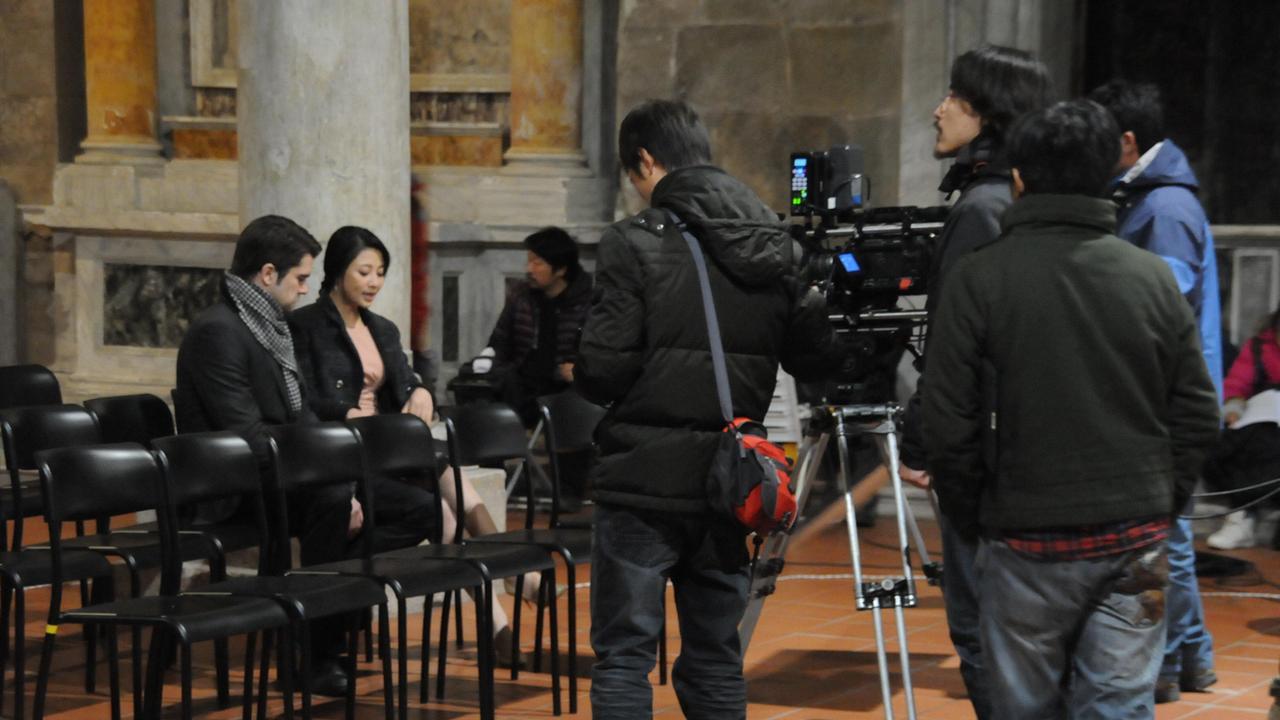 RIPRESE FICTION CINESE
CINESI GIRANO SCENE DI UN FILM NELL'AUDITORIUM (EX CHIESA) S. GIOVANNI (SAN GIOVANNI)