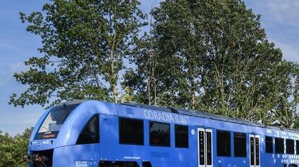 Aeroporto di Alghero: ecco il progetto per raggiungerlo in treno