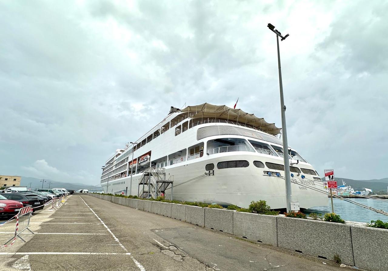 
	La nave su cui &egrave; stato trovato morto il bimbo (Foto Gi&ograve; di Stefano)

