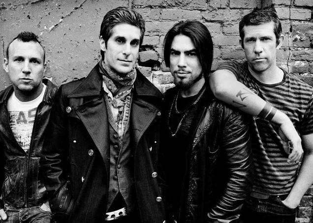 Bussoladomani a tempo di rock con un omaggio agli anni ruggenti del leggendario Kama Kama