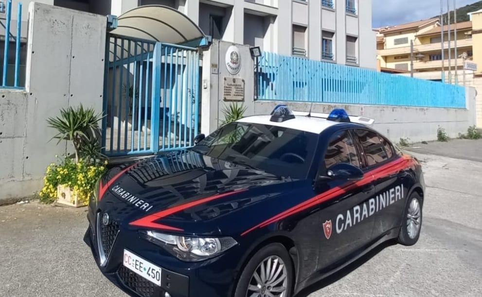 Chiede alla ex un incontro al bar e poi l’aggredisce strappandole la borsetta: arrestato 32enne di Villacidro