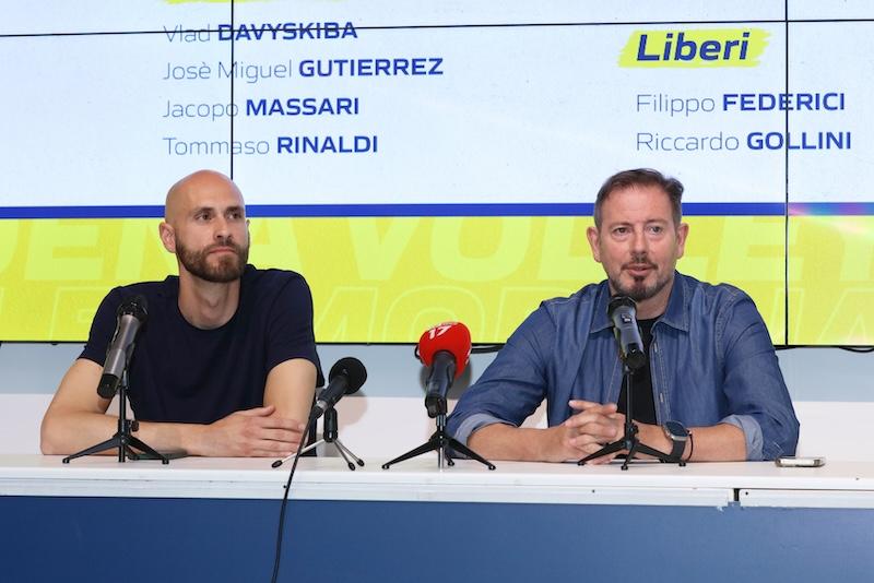 Modena Volley, basso profilo per ripartire: «Squadra da sesto posto, bel gioco per riaccendere i tifosi»